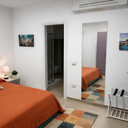 Le Farfalle לינה וארוחת בוקר 3*